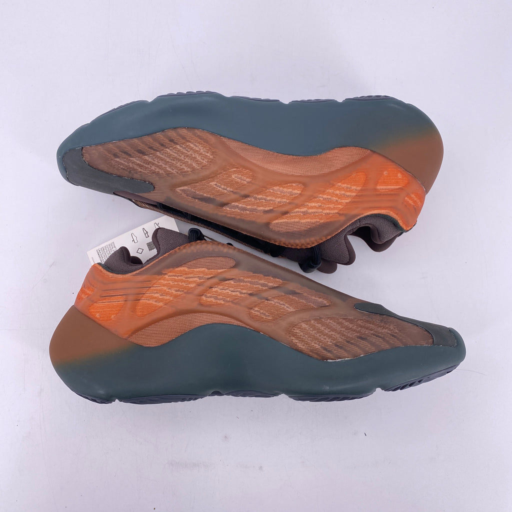 Yeezy 700 v3 "Copper Fade" 2021 New Size 8