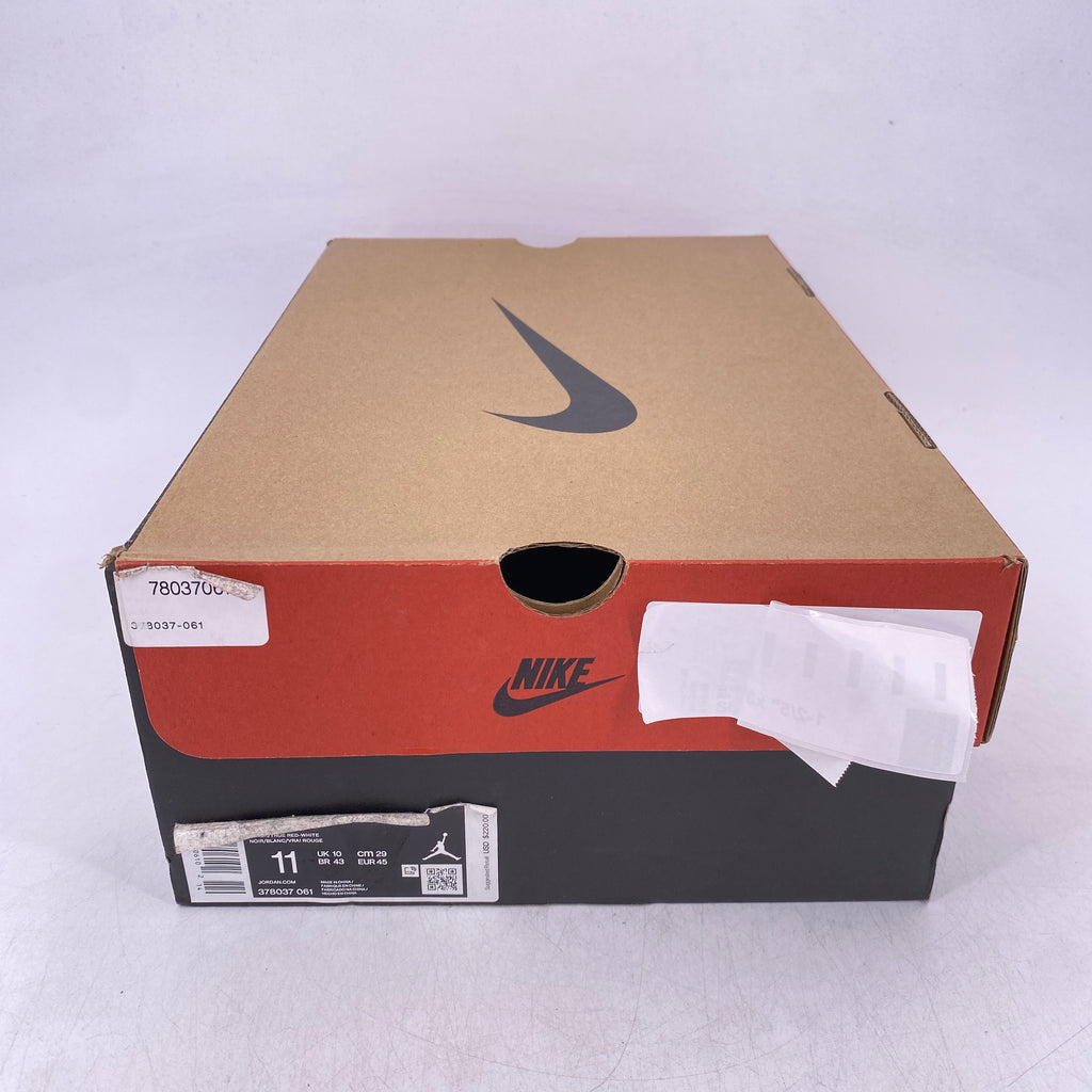 Air Jordan 11 Retro "Bred" 2019 Used Size 11