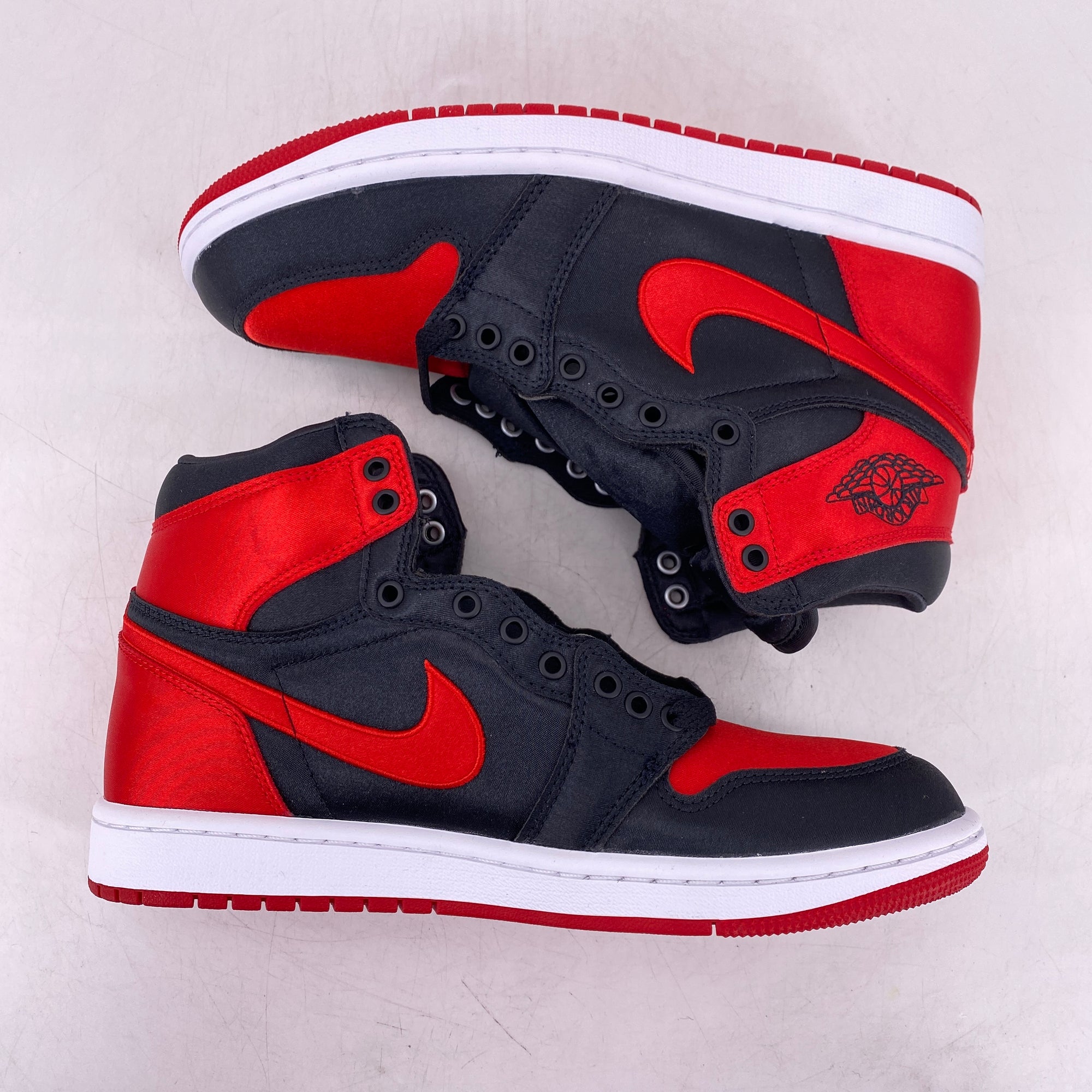 Air Jordan (W) 1 Retro High OG &quot;Satin Bred&quot; 2023 New Size 8.5W