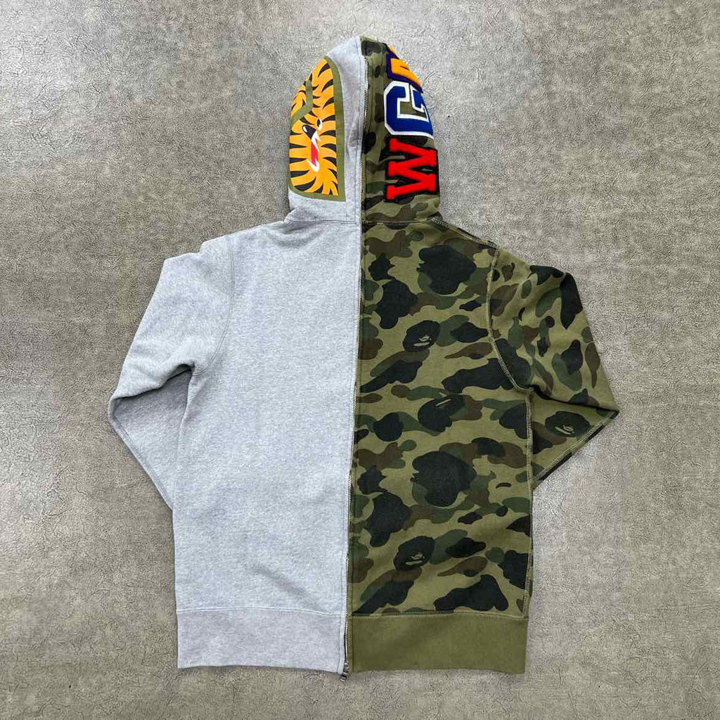 Bape Hoodie "1ST CAMO SPLIT ZIP" Camo Used Size L
