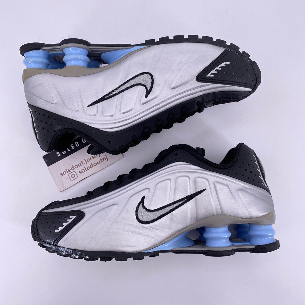 Nike (GS) Shox R4 "Black Psychic Blue" 2025 Used Size 5.5Y