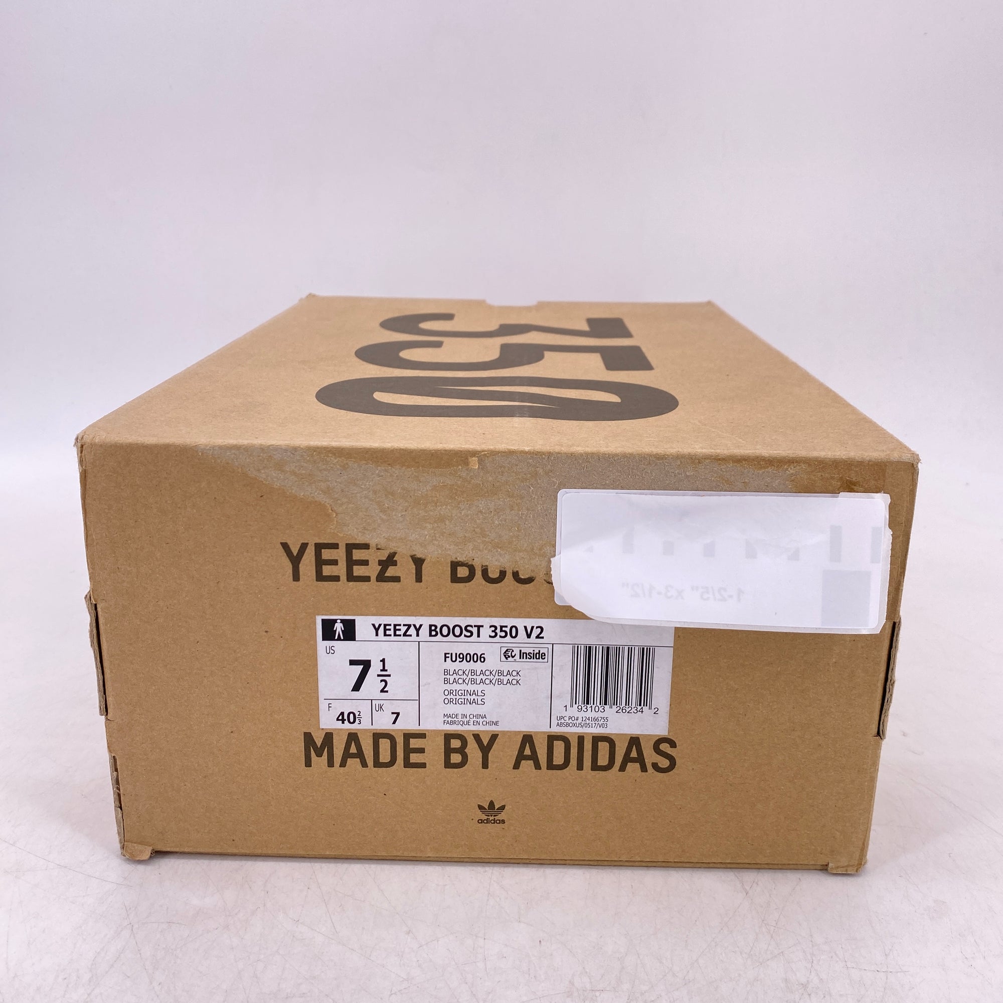 Yeezy 350 v2 &quot;Black&quot; 2019 Used Size 7.5