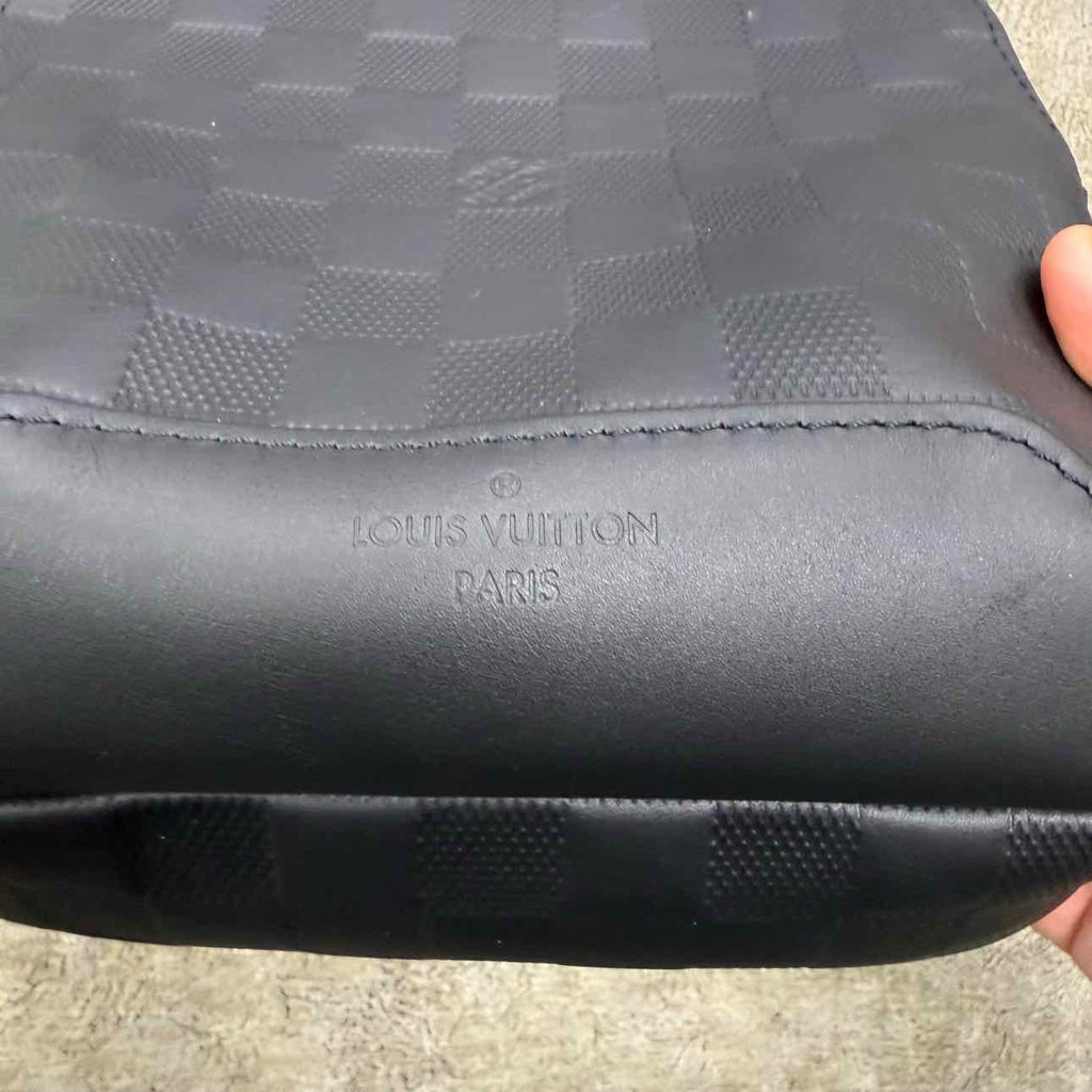 Louis Vuitton SLING BAG "DAMIER INFINI" Used Black