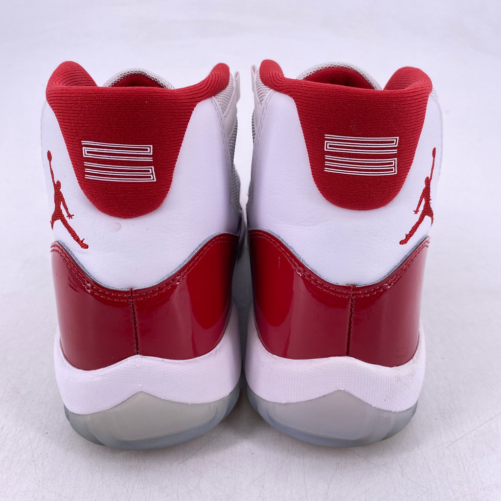 Air Jordan 11 Retro "Cherry" 2022 Used Size 9.5