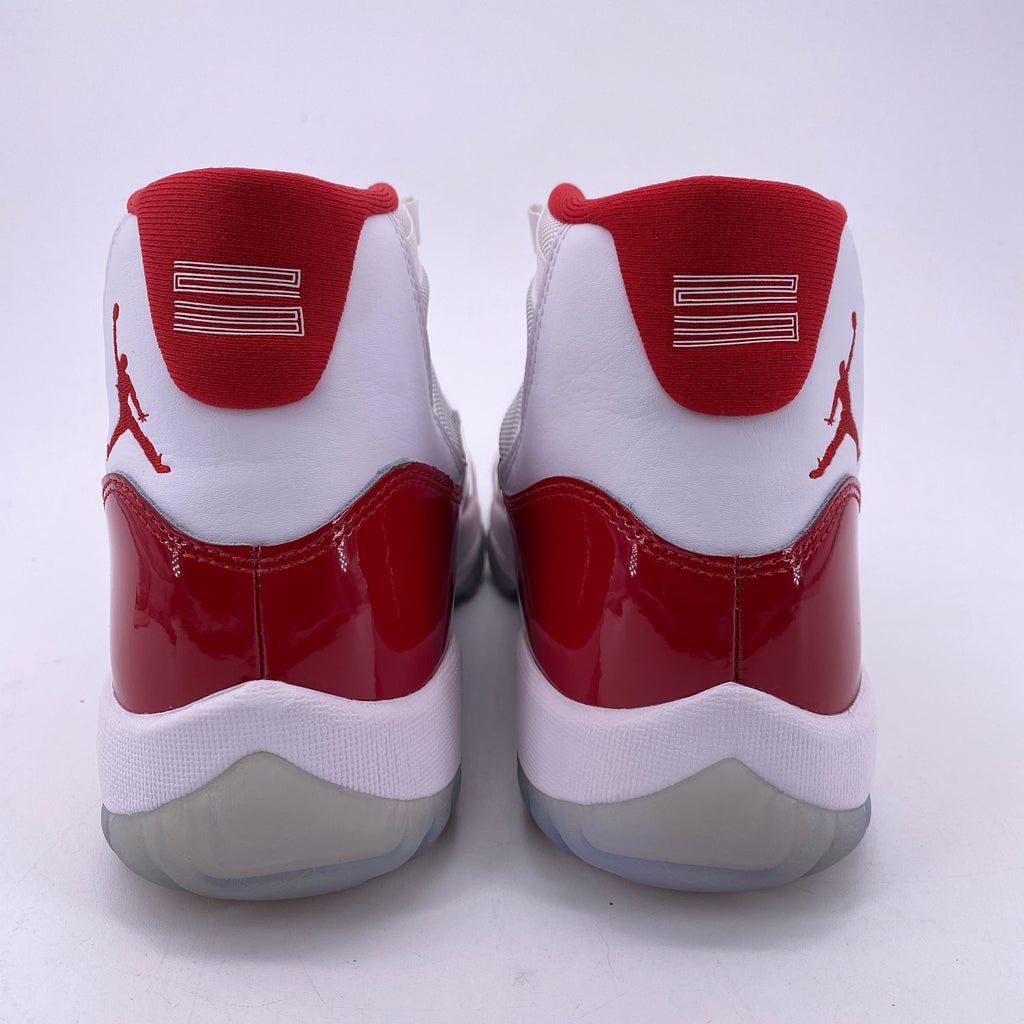 Air Jordan 11 Retro "Cherry" 2022 Used Size 9.5
