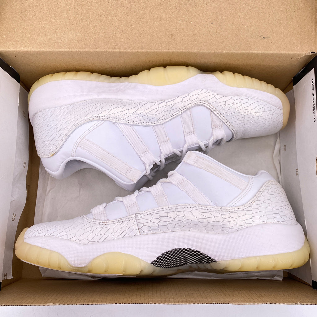 Air Jordan (GS) 11 Retro Low "Heiress Pure Platinum" 2017 Used Size 8.5Y