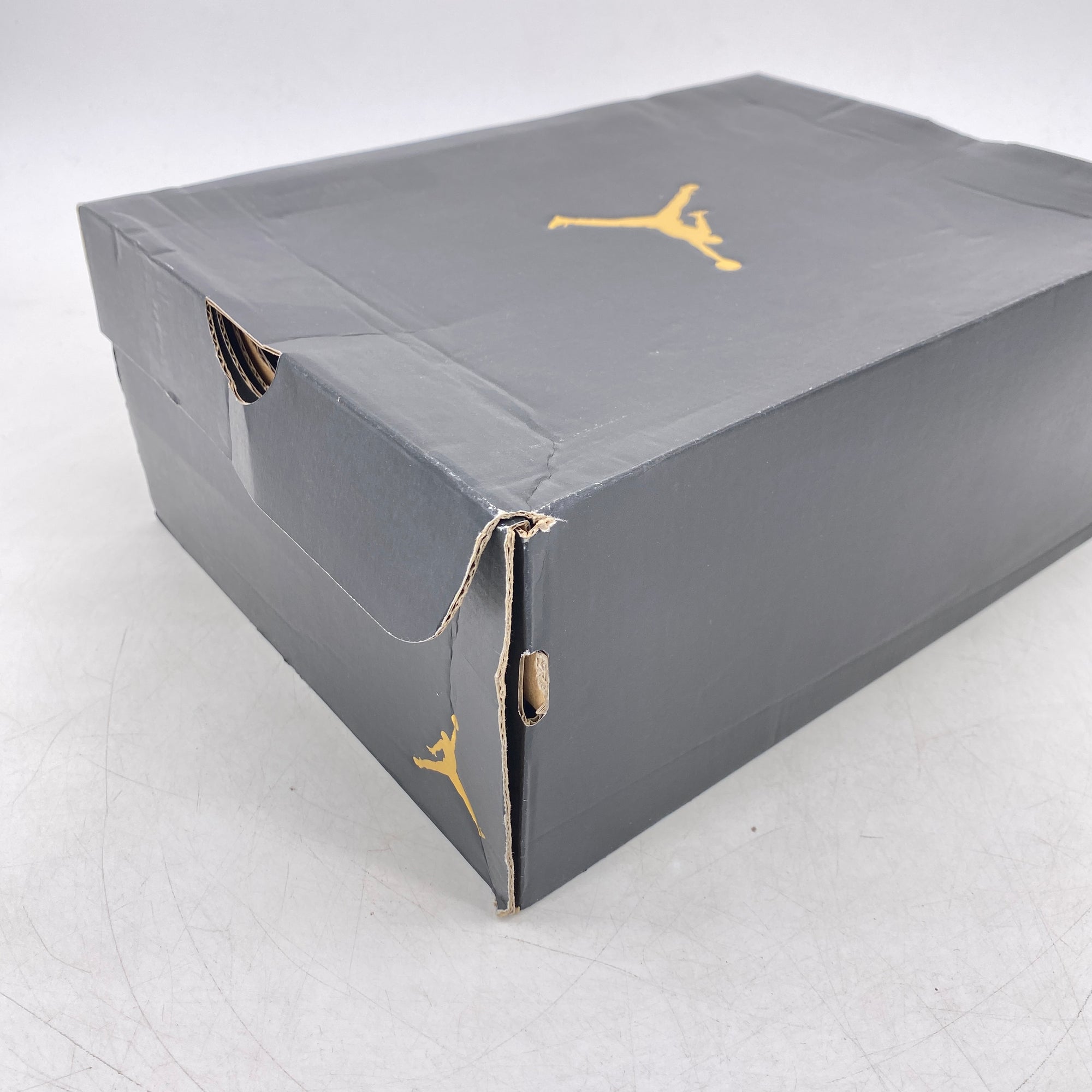 Air Jordan (GS) 1 Mid &quot;Metallic Gold&quot; 2020 New Size 6.5Y