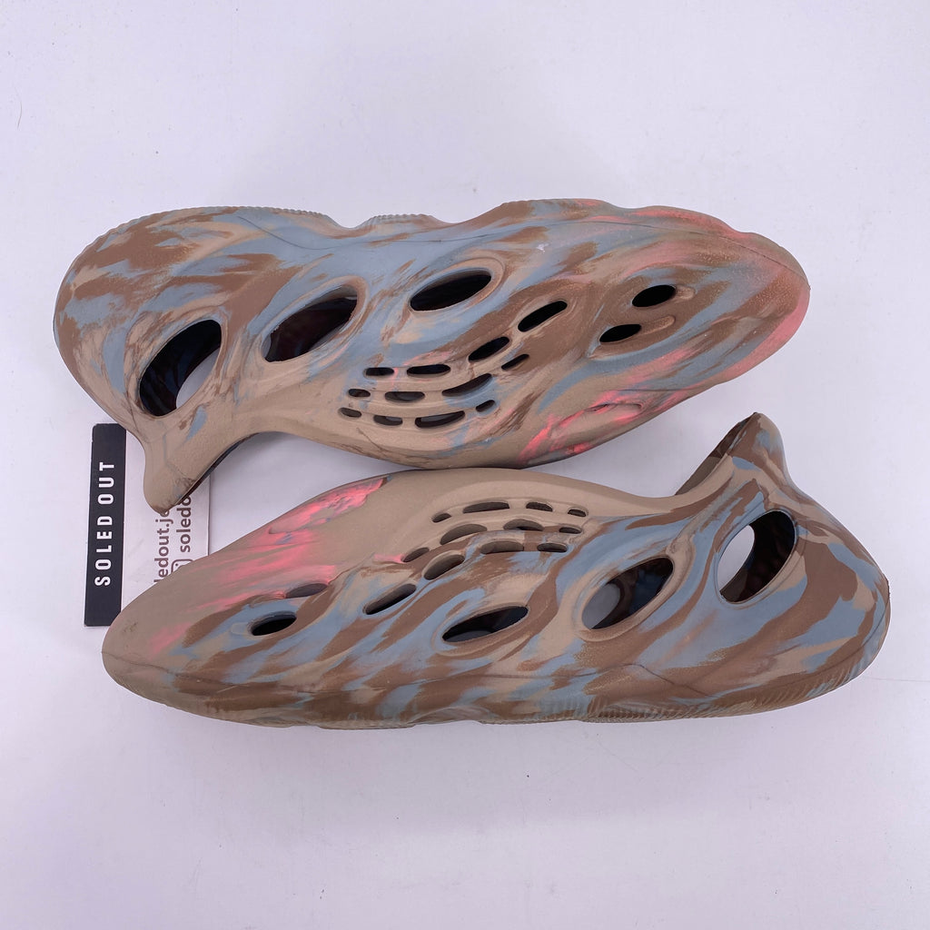 Yeezy Foam RNNR "Mx Sand Grey" 2021 Used Size 8