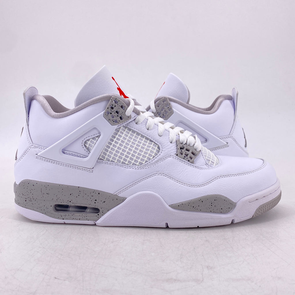 Air Jordan 4 Retro "White Oreo" 2021 Used Size 10.5