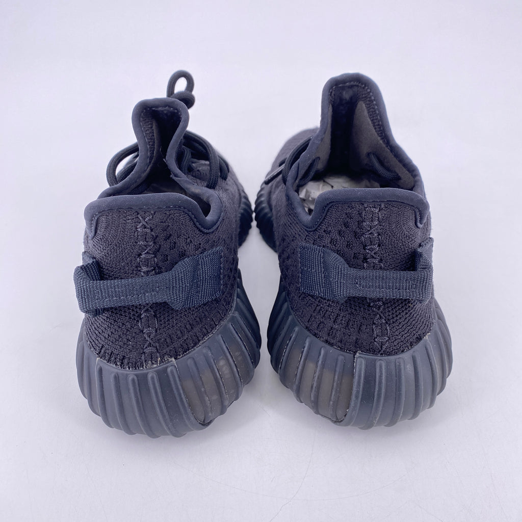 Yeezy 350 v2 "Onyx" 2022 Used Size 7