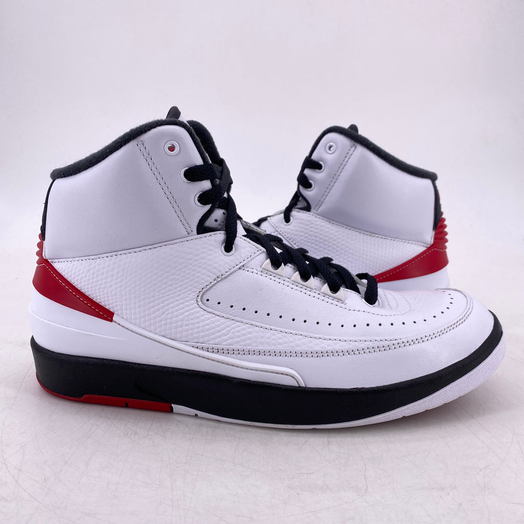 Air Jordan 2 Retro "Chicago" 2022 Used Size 9