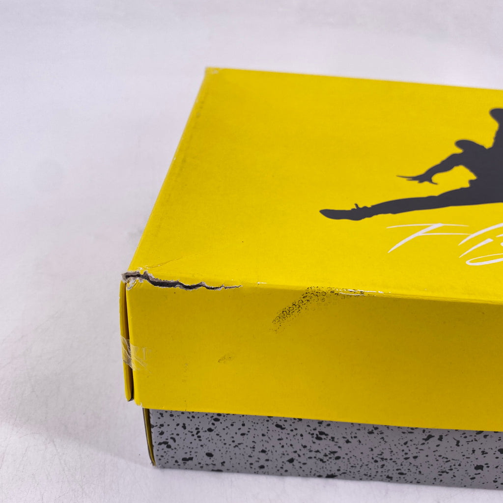 Air Jordan 4 Retro "Lightning" 2021 Used Size 10.5