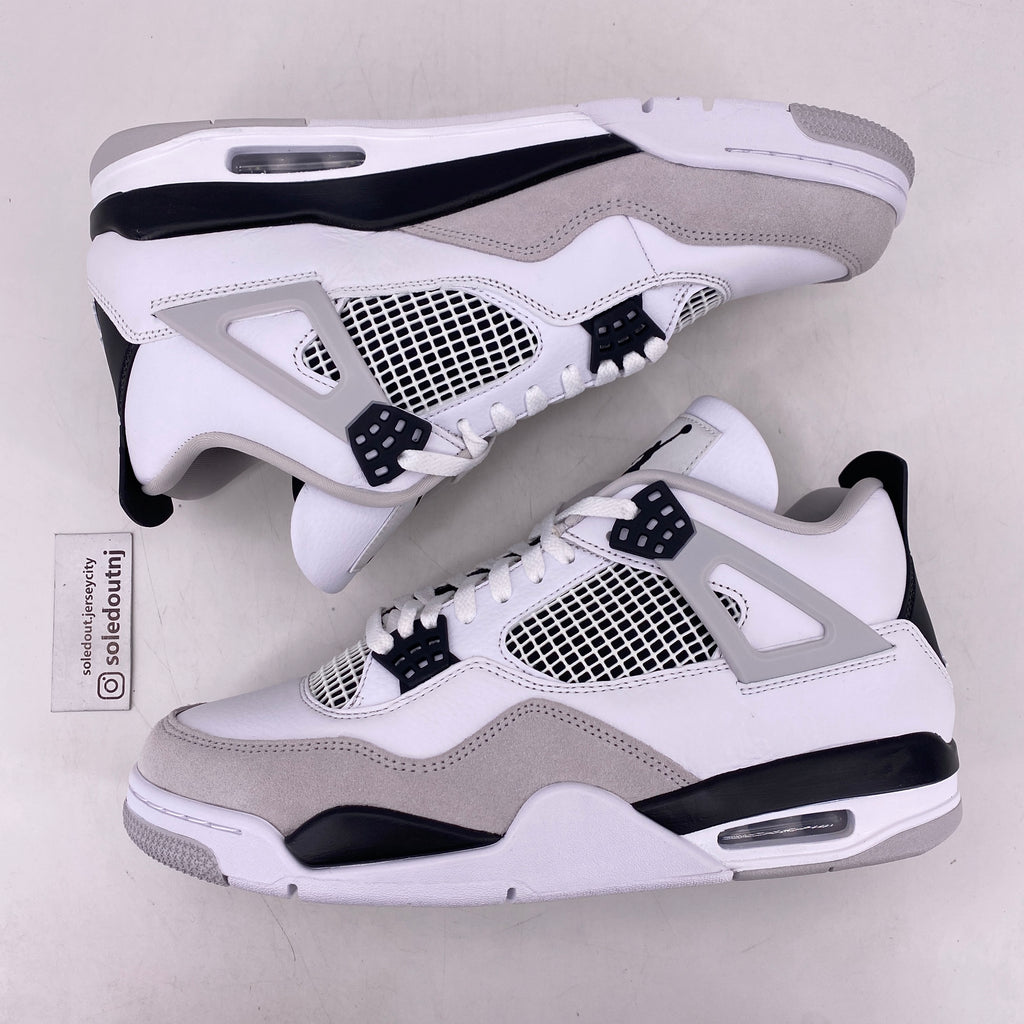 Air Jordan 4 Retro "Military Black" 2022 New Size 11.5