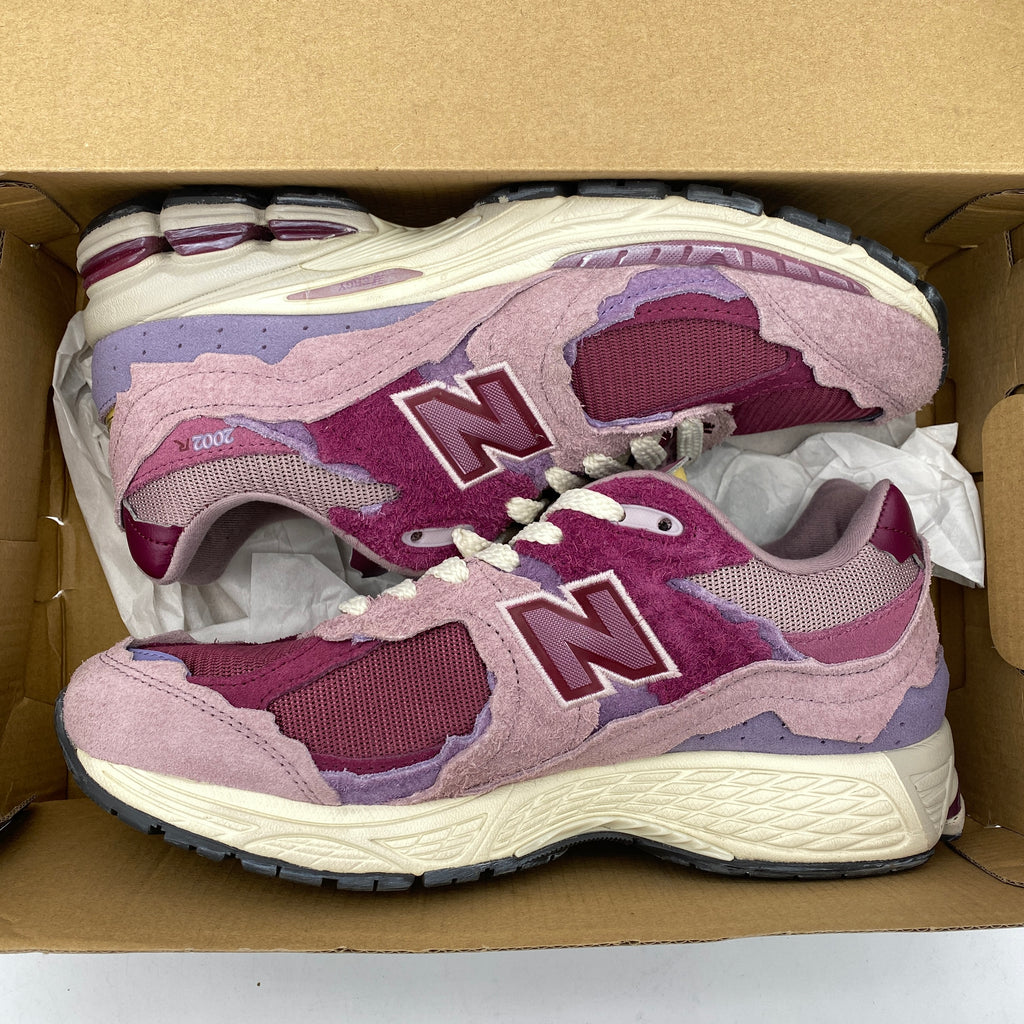 New Balance 2002R "Protection Pack Pink" 2022 Used Size 8