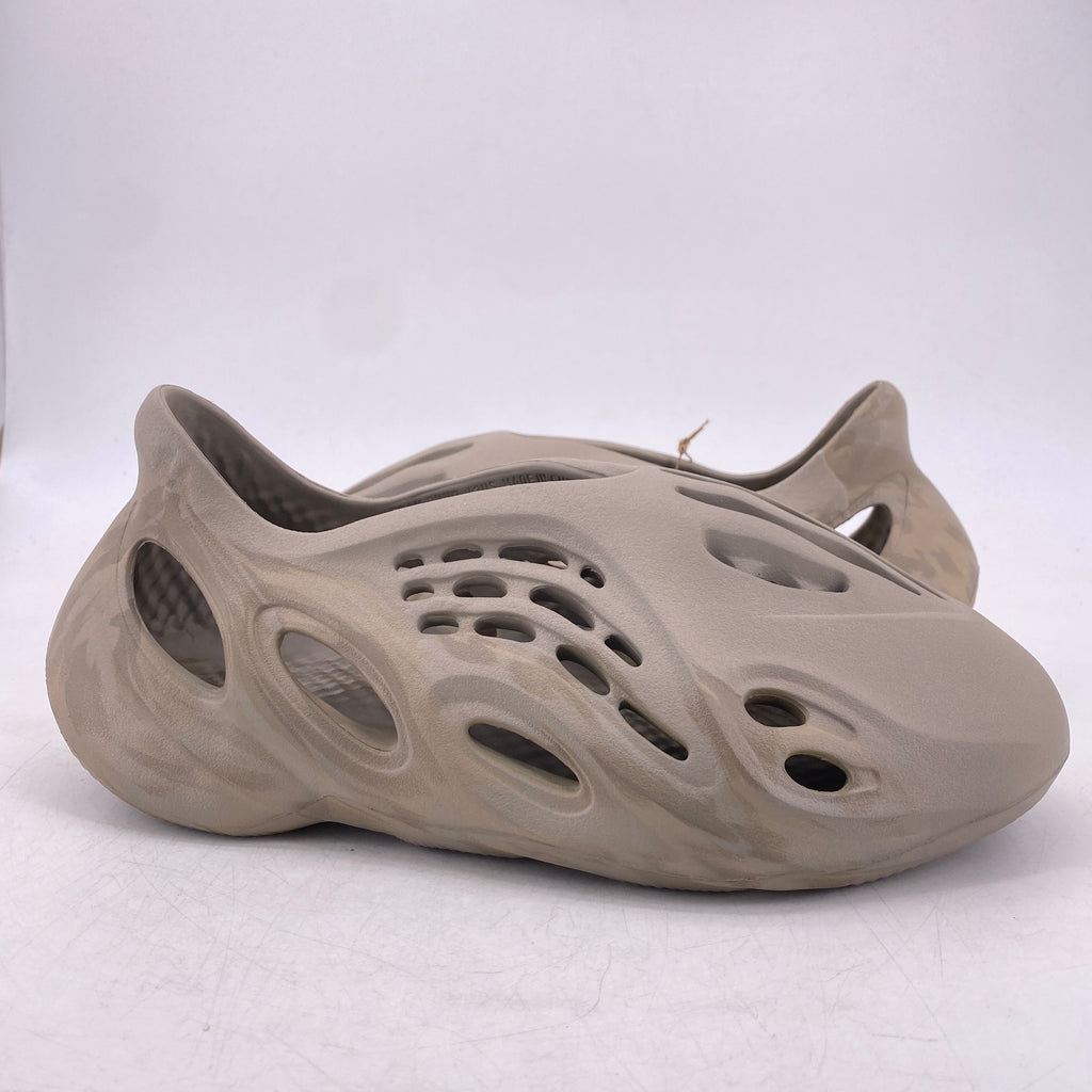 Yeezy Foam RNNR "Stone Sage" 2022 New Size 12