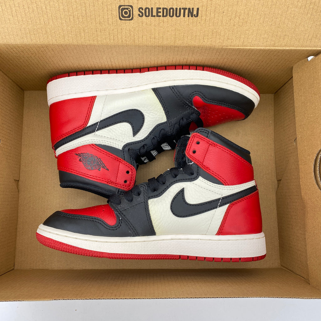 Air Jordan (GS) 1 Retro High OG "Bred Toe" 2018 Used Size 4Y