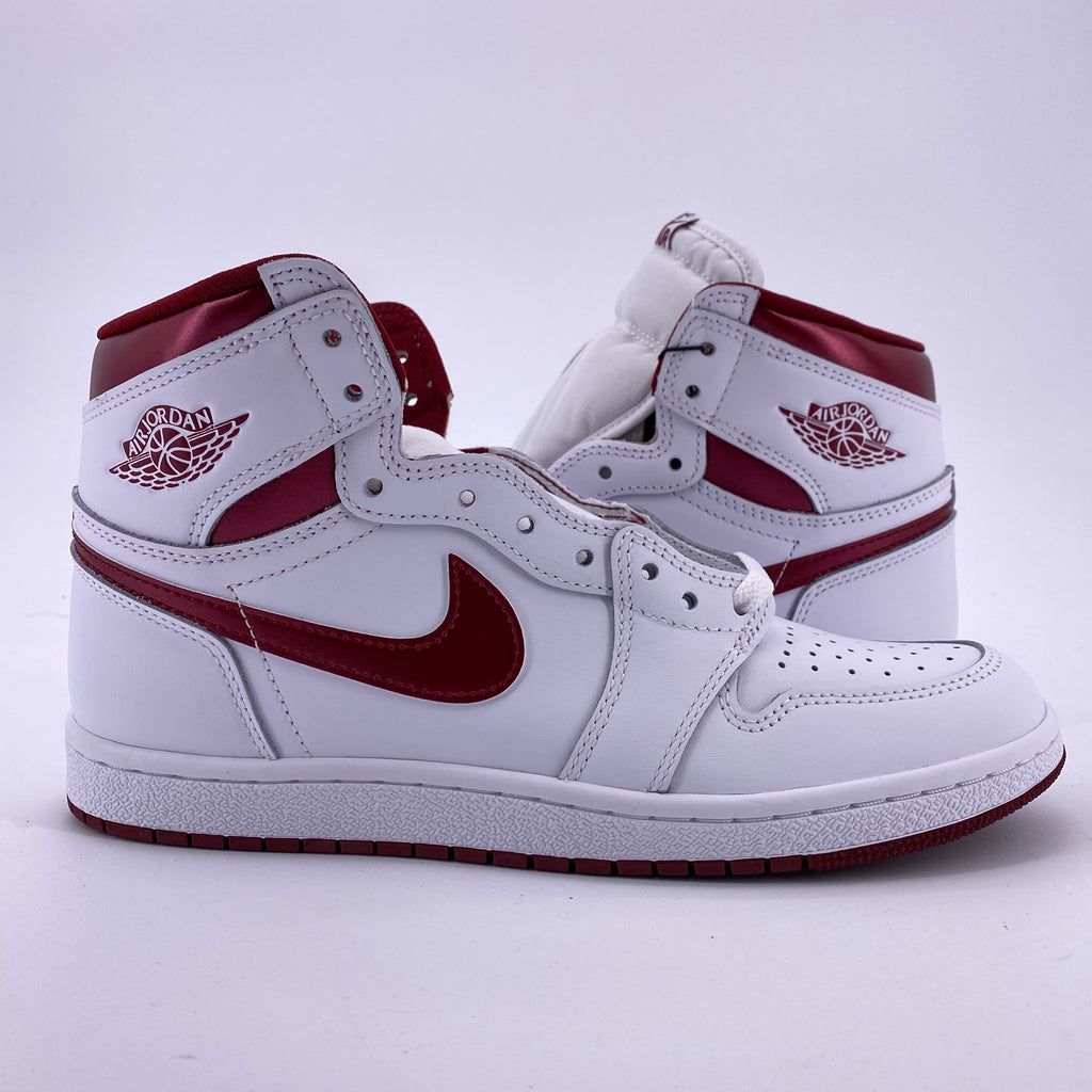 Air Jordan 1 Retro High OG "Metallic Burgundy" 2024 New Size 9