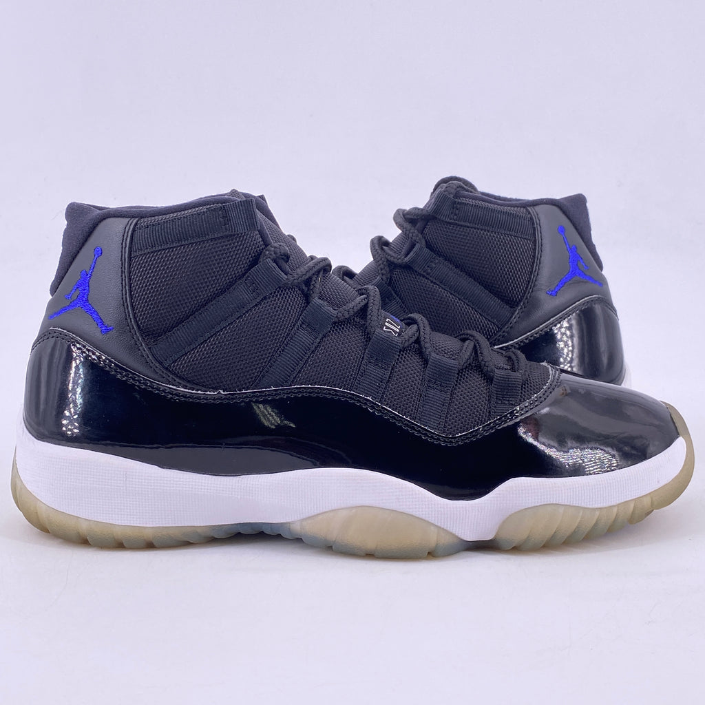 Air Jordan 11 Retro "Space Jam" 2016 Used Size 9