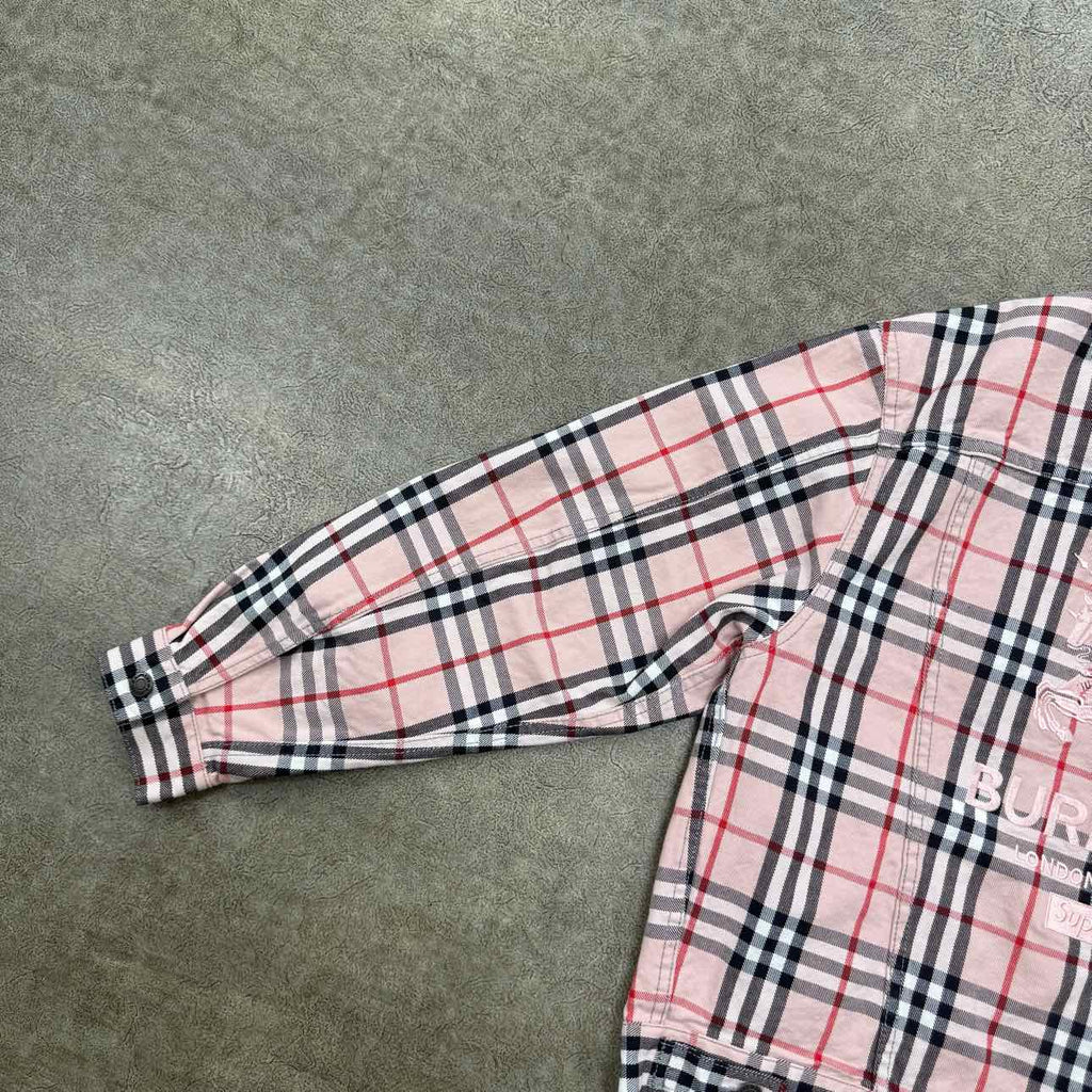 Supreme Jacket "BURBERRY DENIM" Pink Used Size M