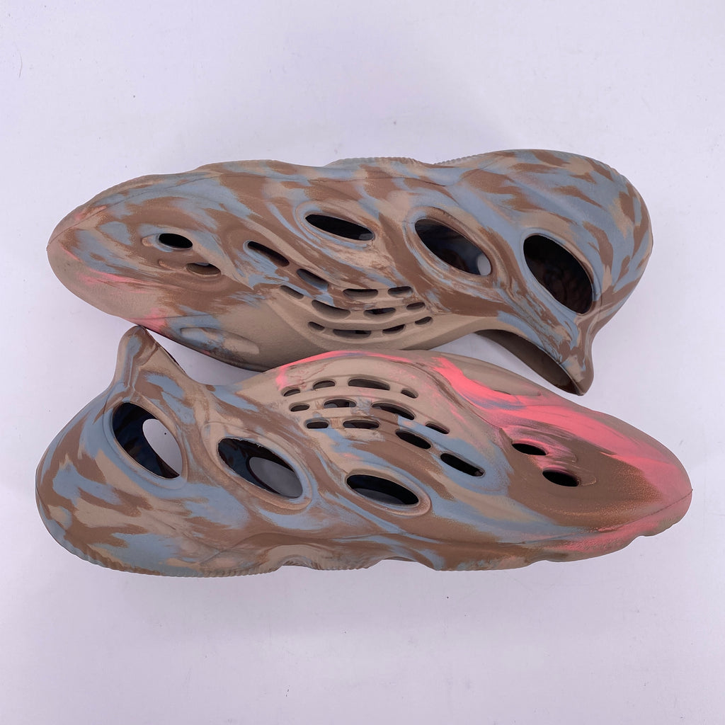 Yeezy Foam RNNR "Mx Sand Grey" 2021 Used Size 8