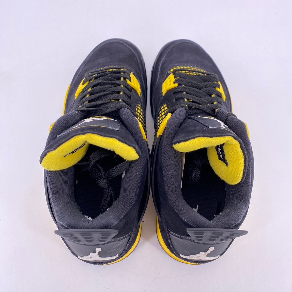 Air Jordan 4 Retro "Thunder" 2023 Used Size 8.5
