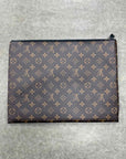 Louis Vuitton Clutch "SOLAR RAY CHAIN" Used Brown Size OS