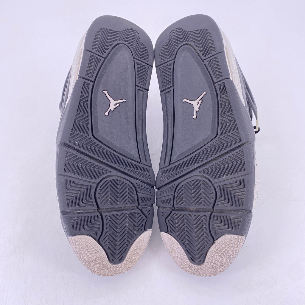 Air Jordan 4 Retro "Oreo" 2015 Used Size 8.5