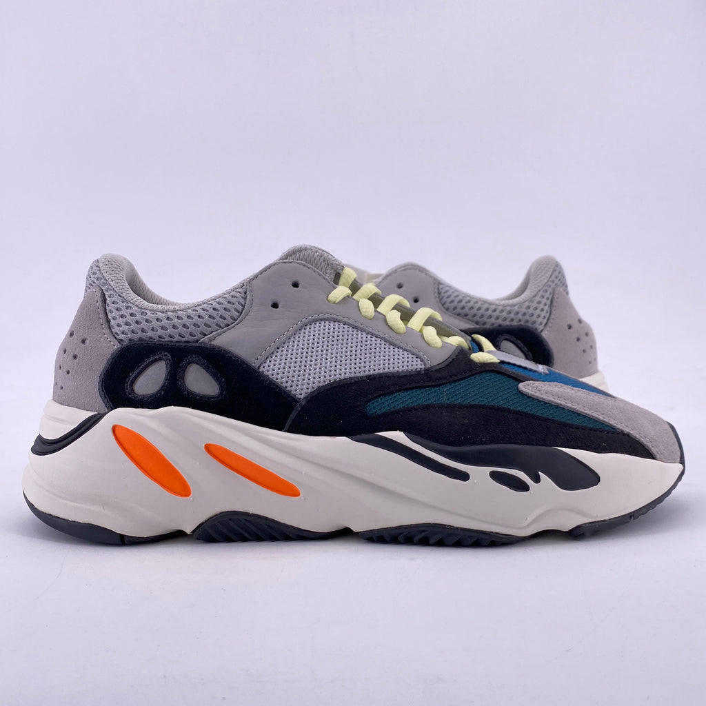 Yeezy 700 "Waverunner" 2017 New Size 8