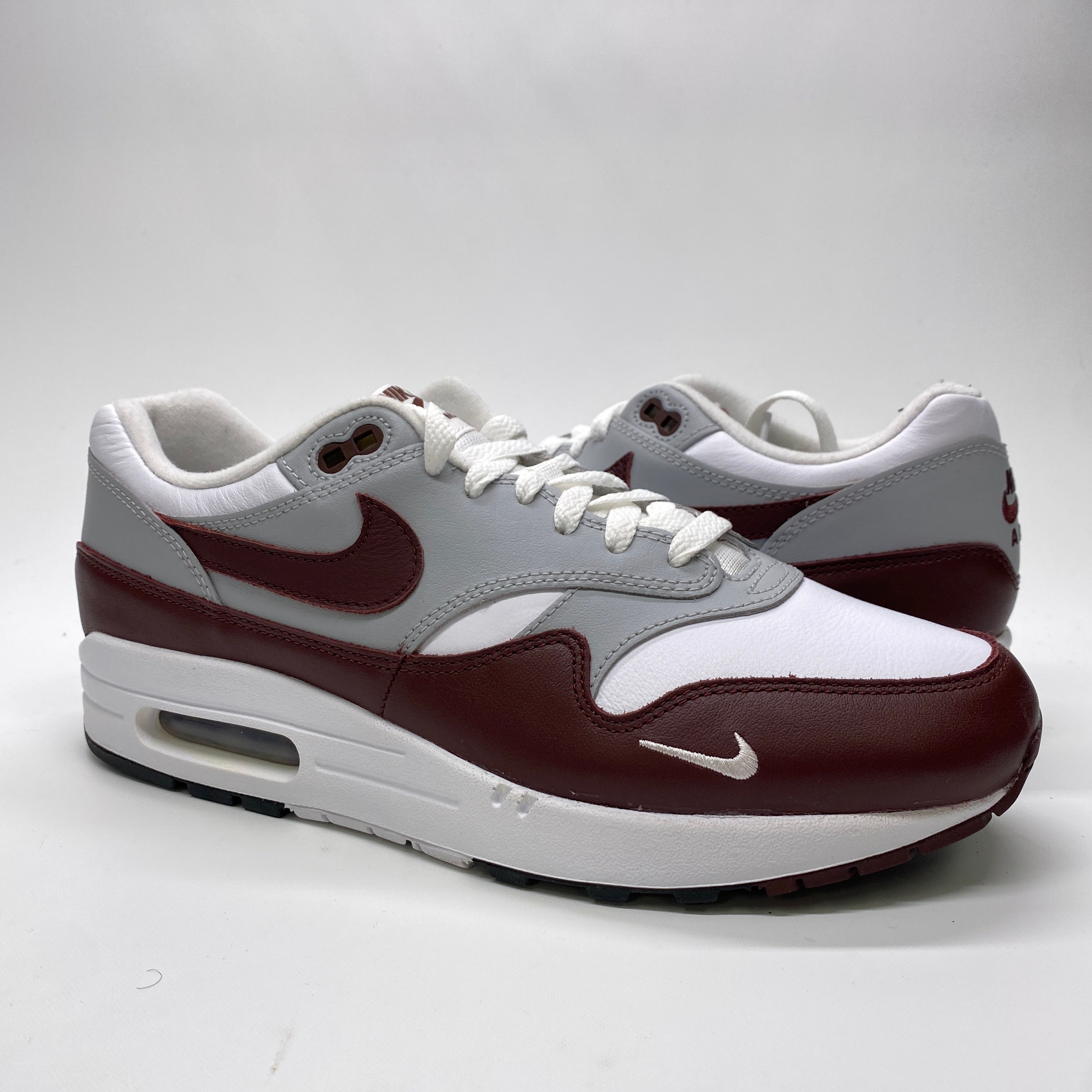 Nike Air Max 1 &quot;Mystic Dates&quot; 2020 Used Size 9.5