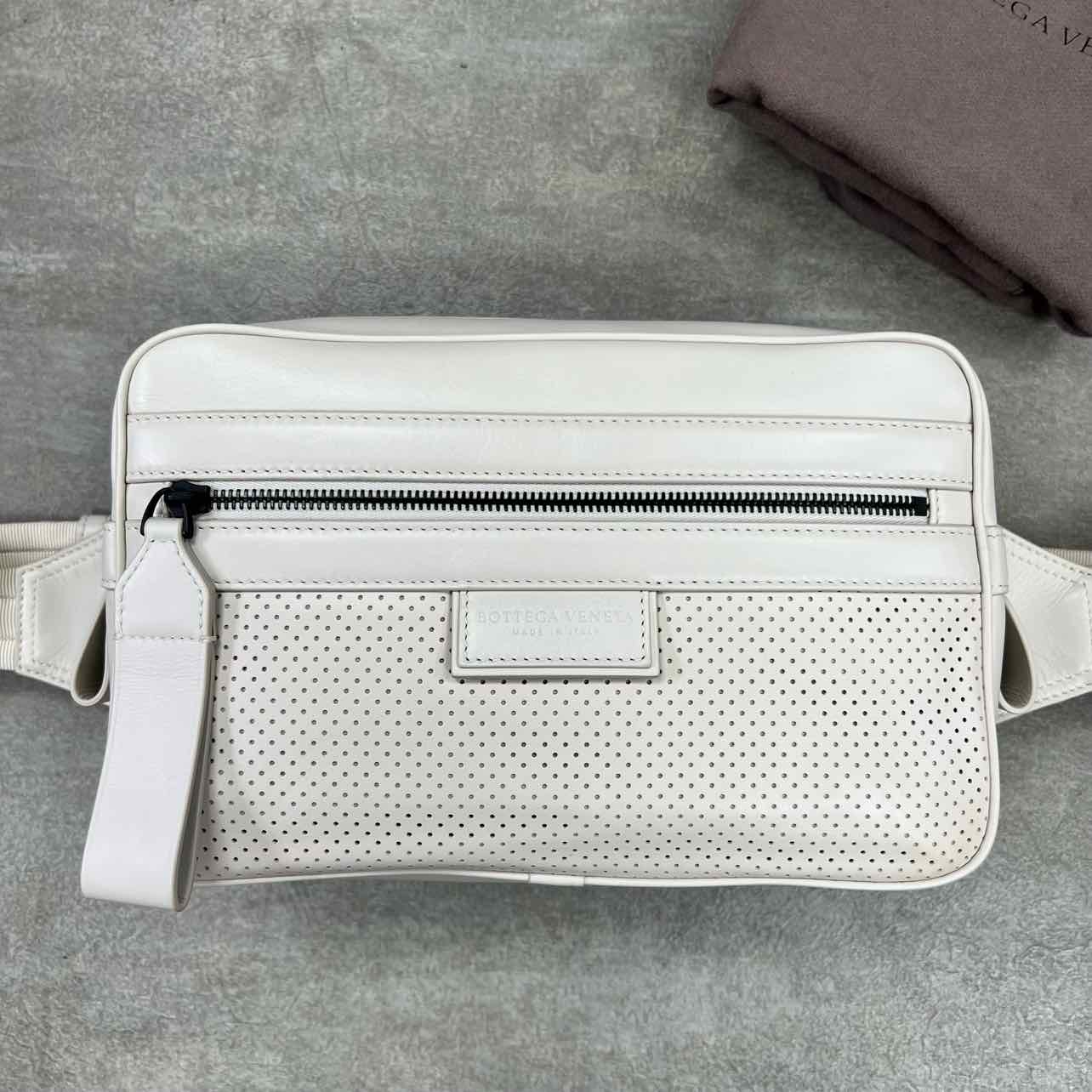 Bottega Veneta Belt Bag New (Cond) White Size OS Bags