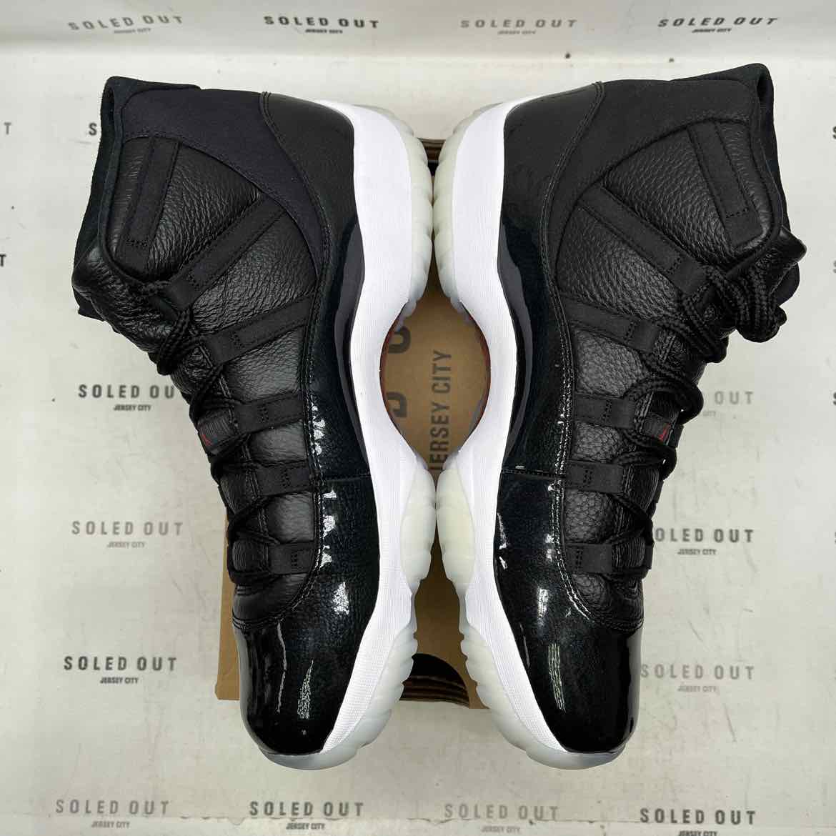 Jordan 11 Retro 72-10 Size 7Y shops = Women’s Size 8.5