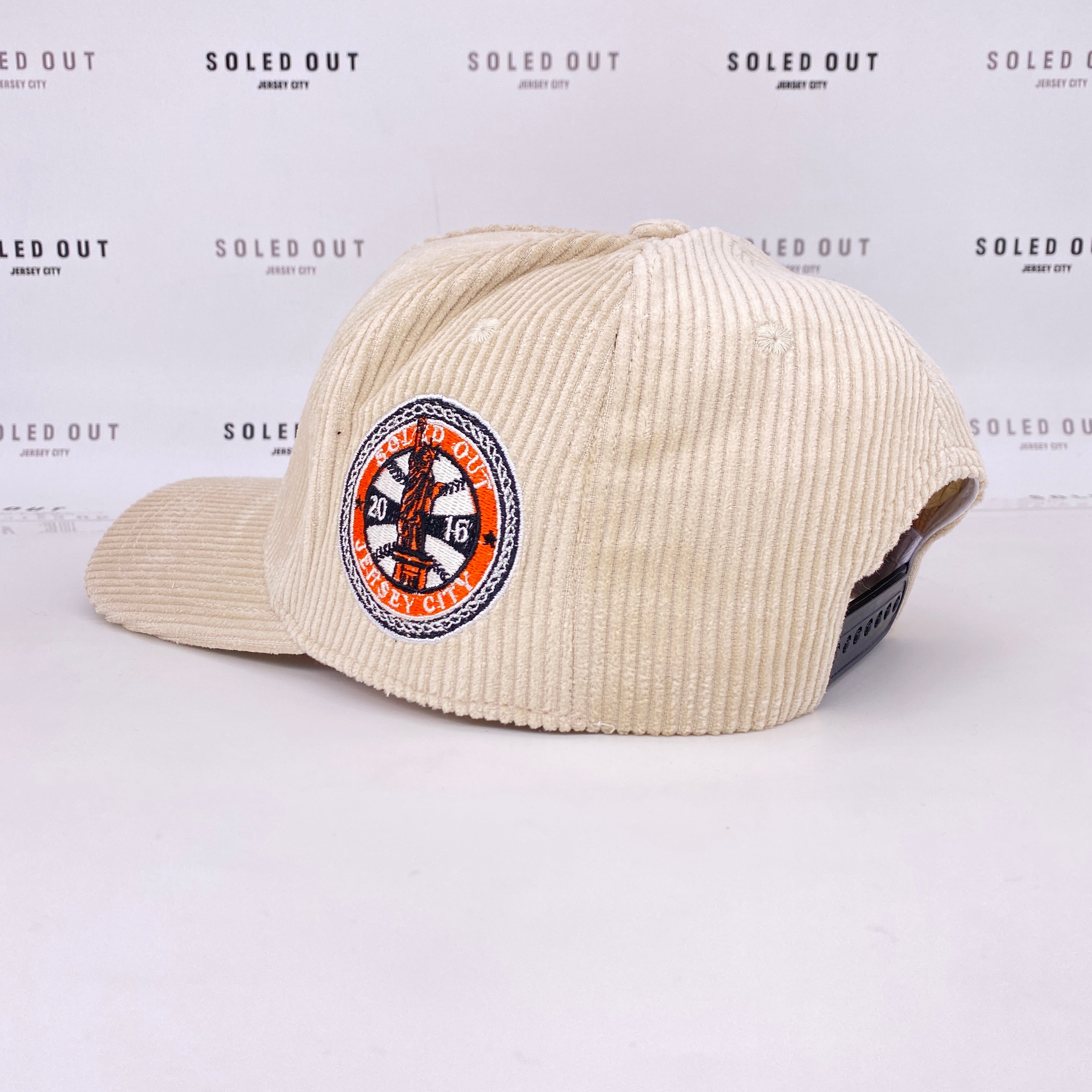 Soled Out Snapback &quot;CORDUROY BONE&quot; 2022 New Size OS