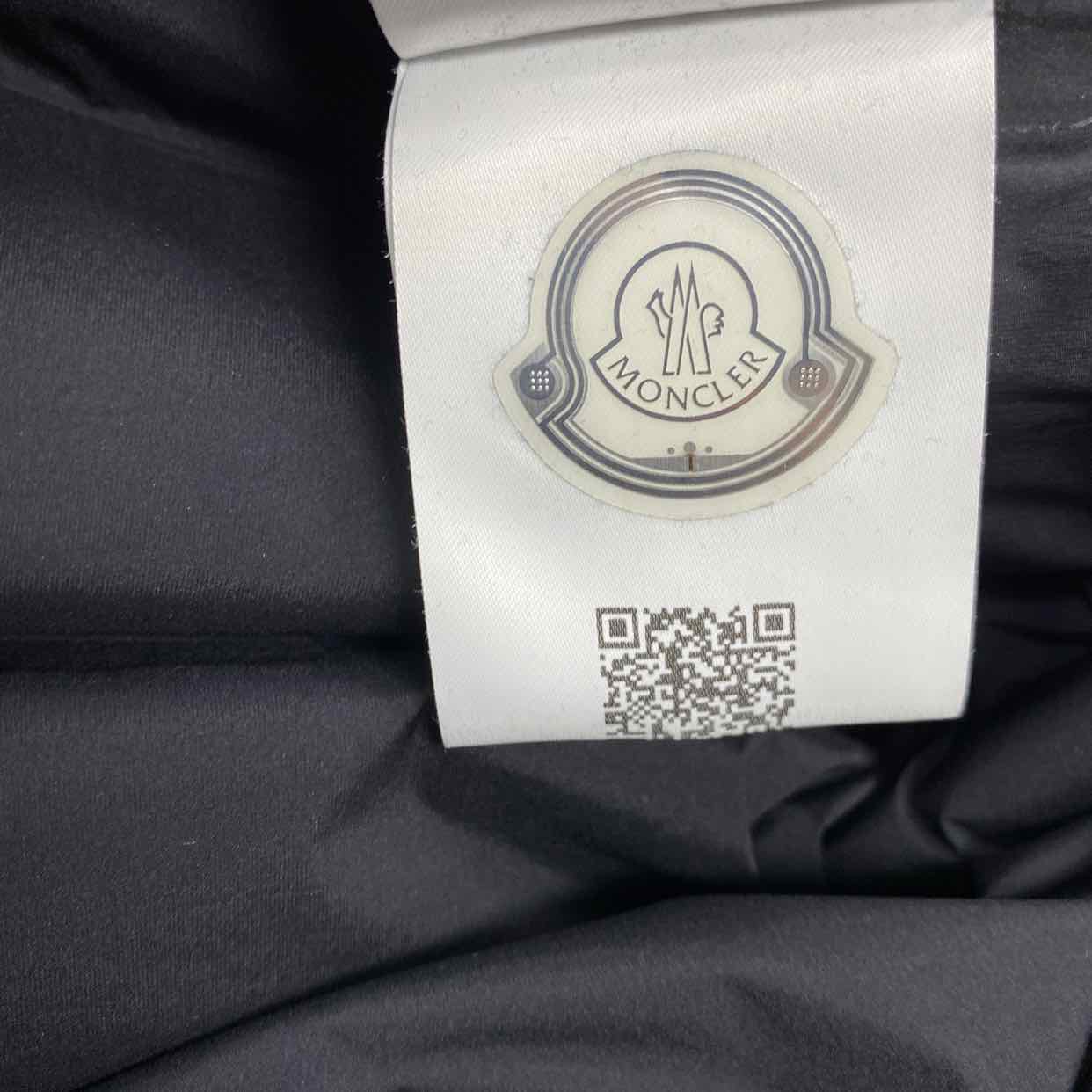 Used moncler 2025