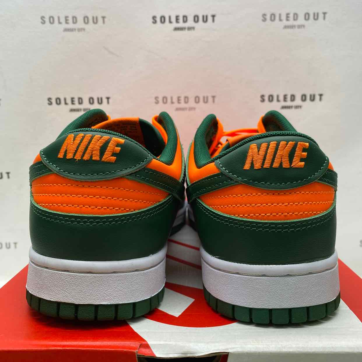 Nike Dunk Low &quot;Miami Hurricanes&quot; 2022 Used Size 10.5