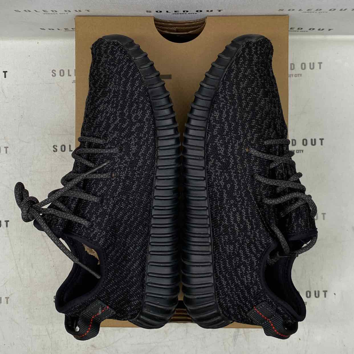 Yeezy 350 &quot;Pirate Black&quot; 2015 Used Size 8.5