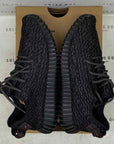 Yeezy 350 "Pirate Black" 2015 Used Size 8.5