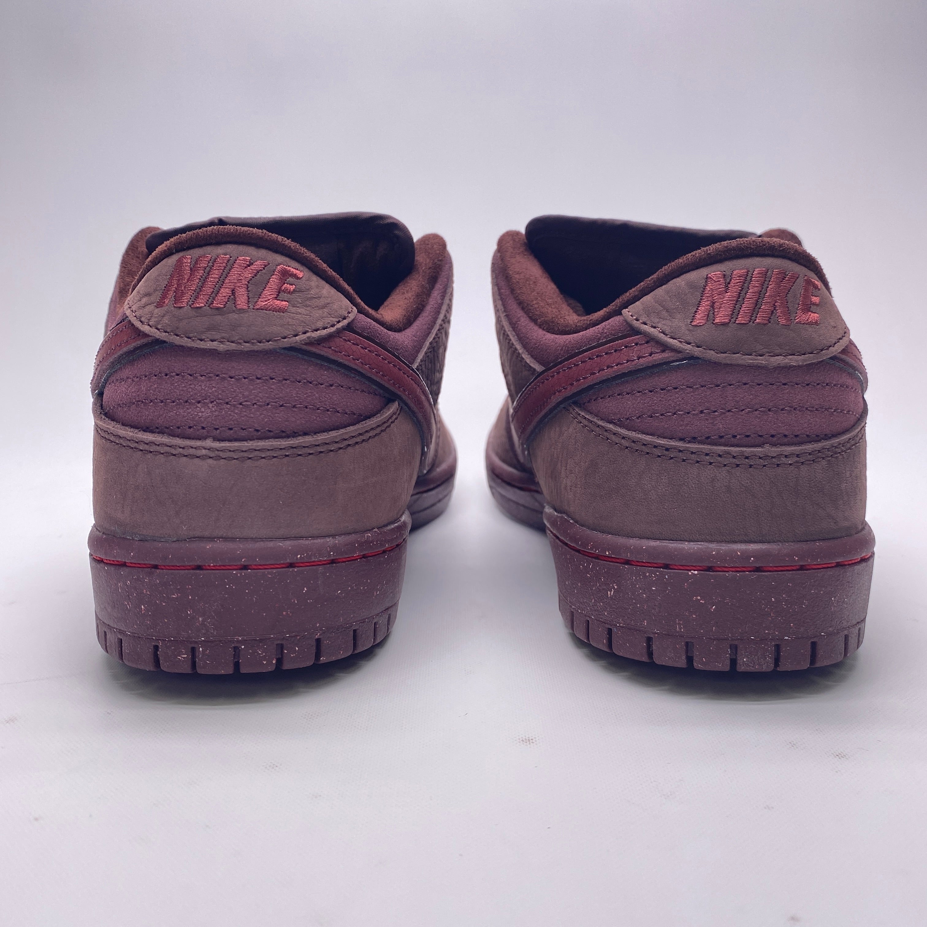 Nike SB Dunk Low PRM &quot;Burgundy Crush&quot; 2024 New Size 9