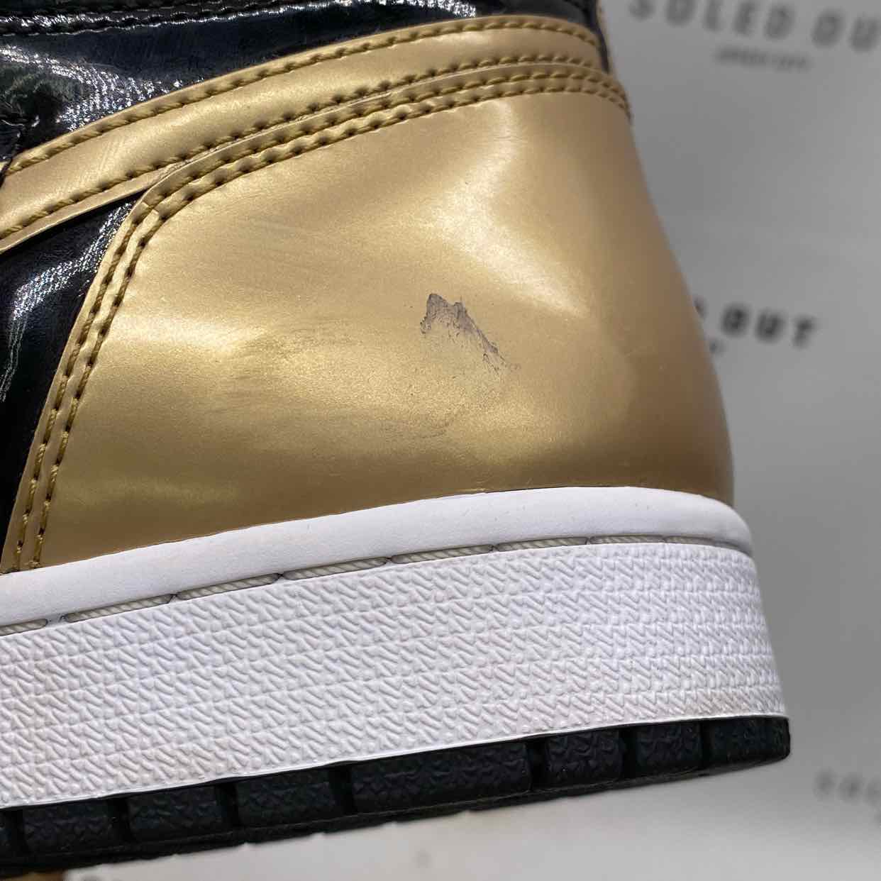 Air Jordan 1 Retro High OG &quot;Gold Toe&quot; 2018 Used Size 11.5