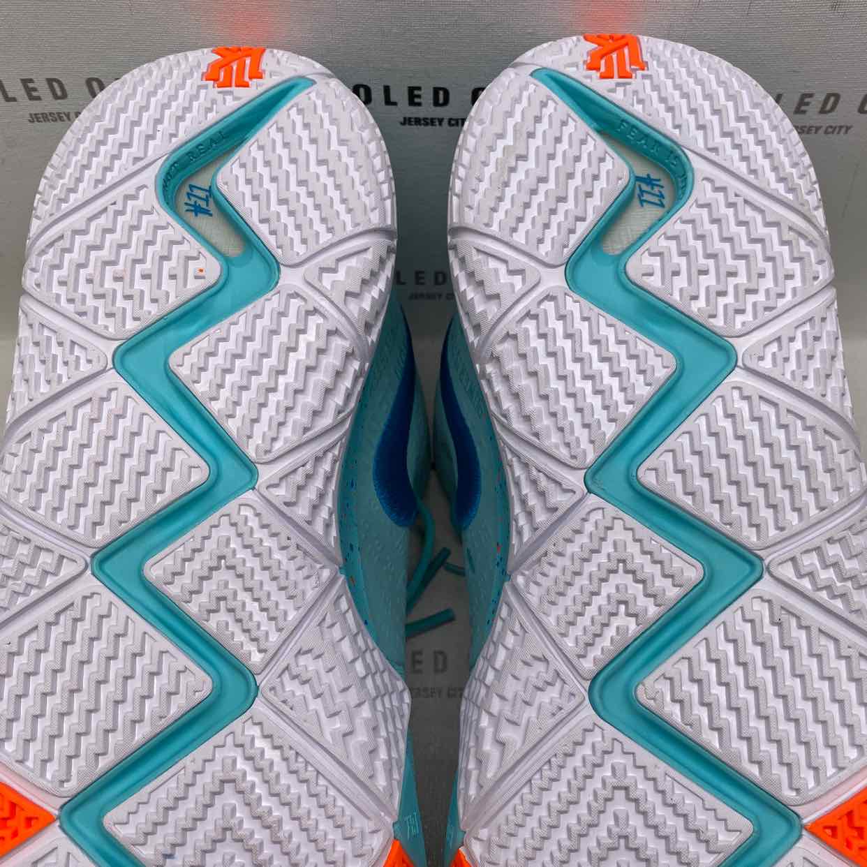 Nike Kyrie 4 &quot;Power Is Female&quot; 2018 Used Size 18