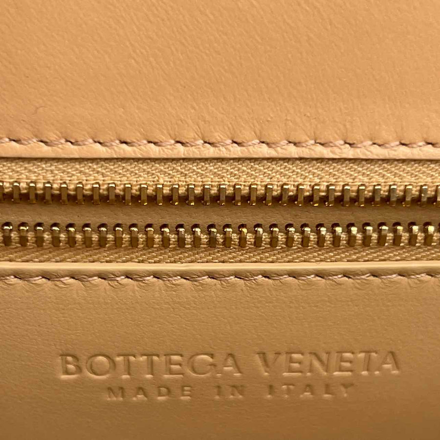 Bottega Veneta Handbag 